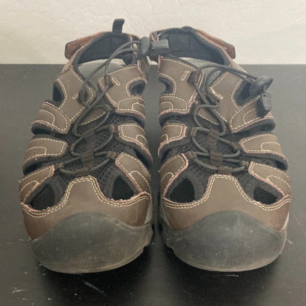 Eddie Bauer Brown Bump Toe Sandals Size 9